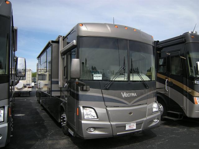 2004 Winnebago Vectra