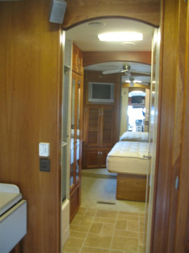 http://images.rvs.com/13252/192161/nov%207%20105.jpg