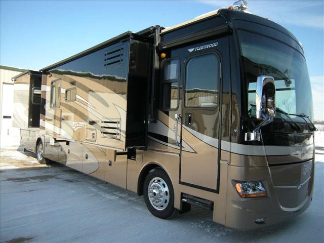 2009 Fleetwood Discovery