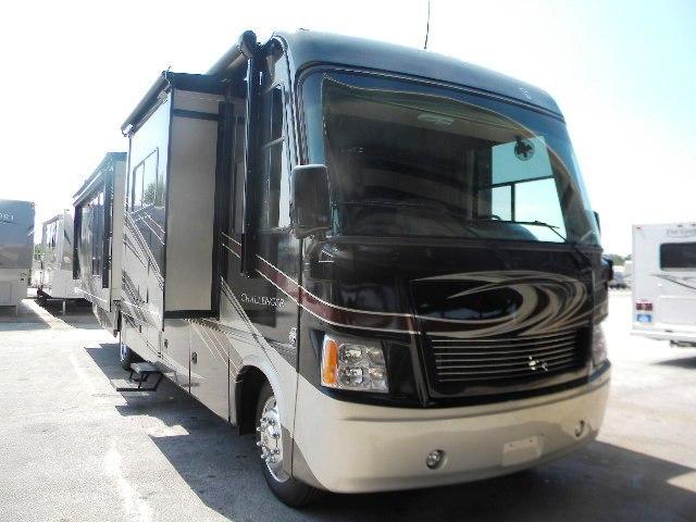 2014 Class A - Gas Thor Motor Coach Challenger