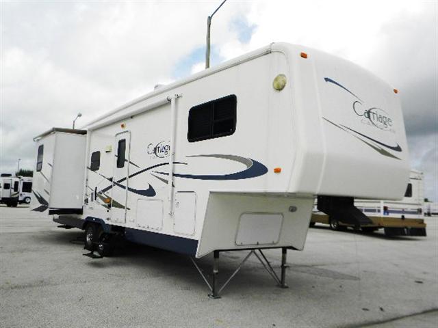 2005 Fifth Wheel Carriage Cameo