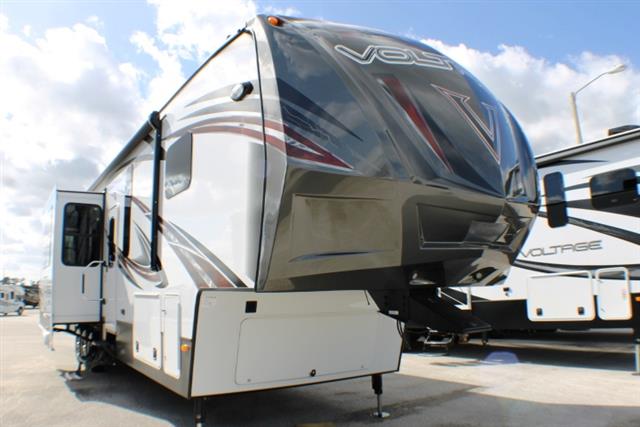 2015 Fifth Wheel Toy Hauler Dutchmen VOLTAGE V-SERIES