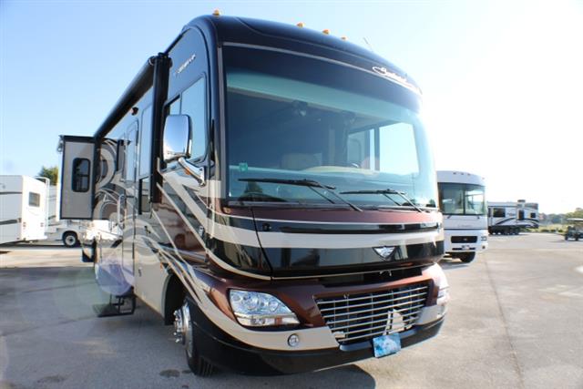 2011 Class A - Gas Fleetwood Southwind