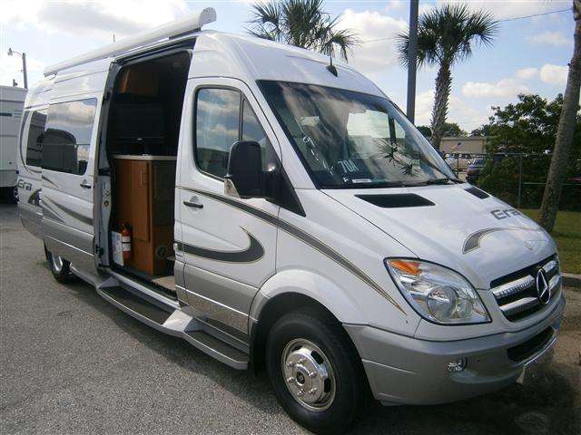 2013 Winnebago Era