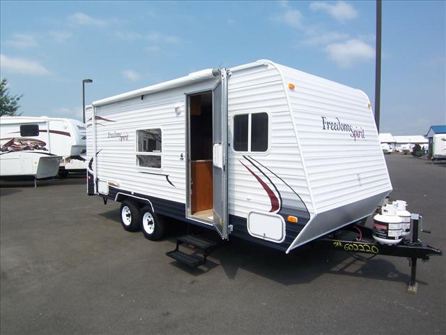 New 2009 Dutchmen Freedom Spirit FS180LE Travel Trailer For Sale