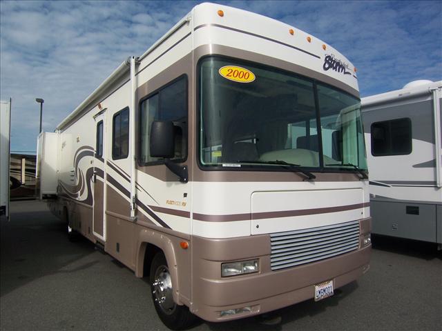 Used 2000 Fleetwood Storm 34T Class A - Gas For Sale