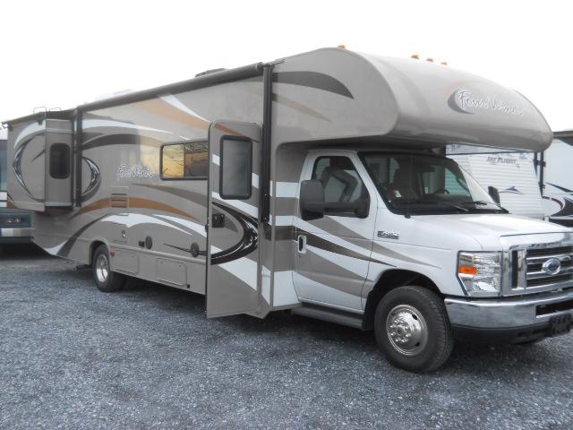 2014 Class C Thor Motor Coach Four Winds