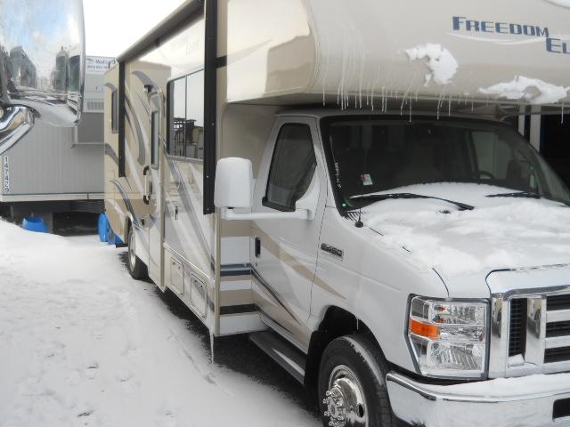 2014 Class C Thor Motor Coach Freedom Elite