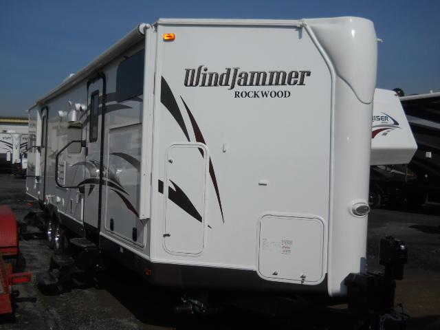 2015 Travel Trailer Forest River ROCKWOOD WINDJAMMER