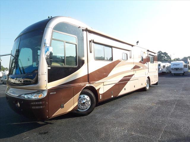 2004 Fleetwood Revolution