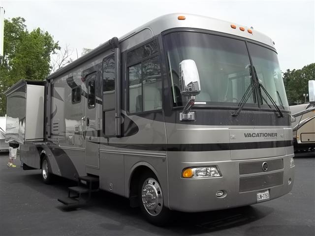 2005 Class A - Gas Holiday Rambler Vacationer