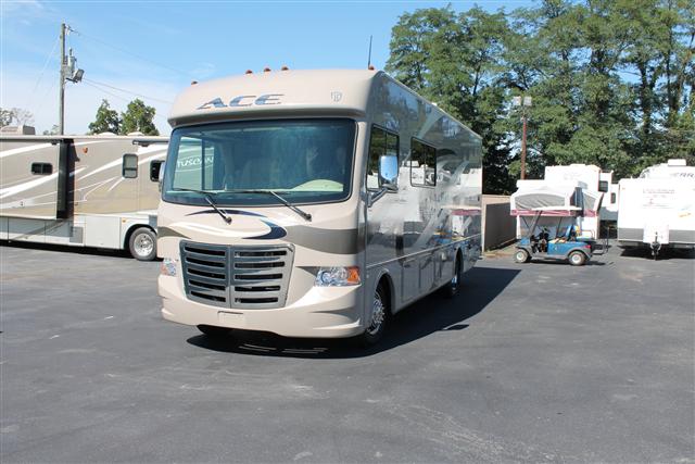 2014 Class A - Gas Thor Motor Coach ACE