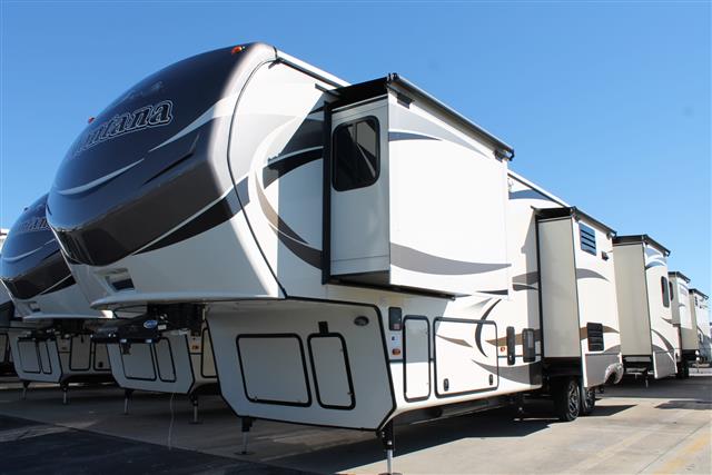2015 Fifth Wheel Keystone Montana