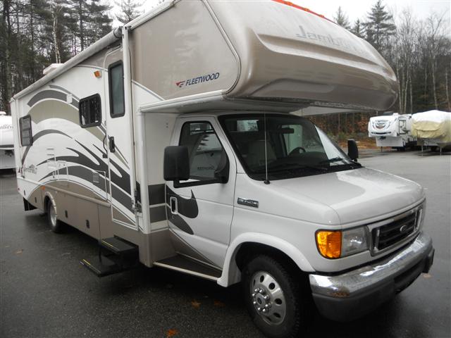 2007 Class C Fleetwood Jamboree