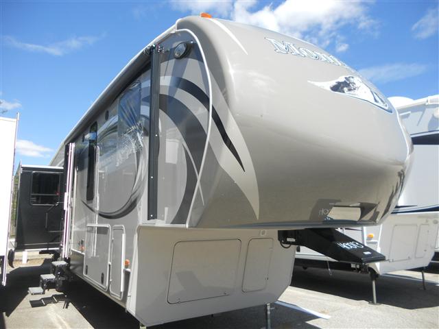 2014 Fifth Wheel Keystone Montana