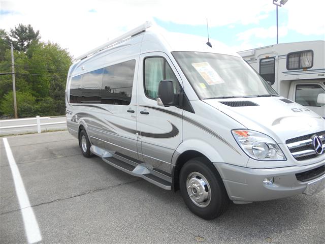2013 Class B Winnebago Era
