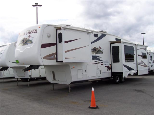 2006 Forest River Cedar Creek