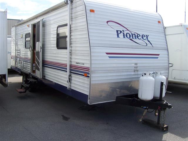2005 Fleetwood Pioneer