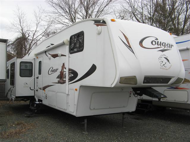 2010 Fifth Wheel Keystone Cougar