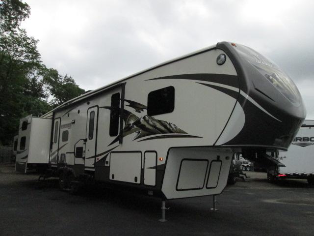2014 Fifth Wheel Keystone Mountaineer