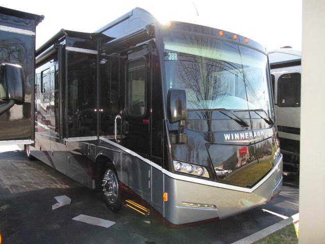 2014 Class A - Diesel Winnebago FORZA