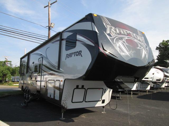 2015 Fifth Wheel Toy Hauler Keystone Raptor