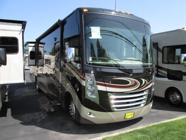 2015 Class A - Gas Thor Motor Coach Challenger