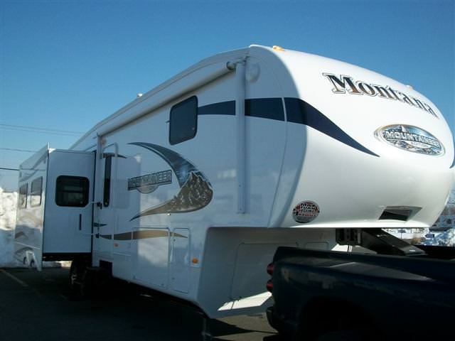 New 2010 Keystone Mountaineer 324RLQ Fifth Wheel For Sale