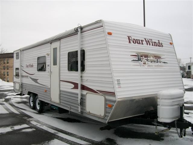 Used 2006 Thor Four Winds 29Q Travel Trailer For Sale