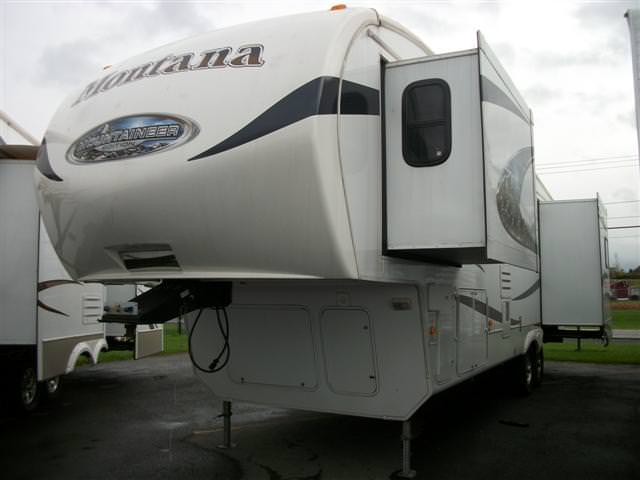 Used 2010 Keystone Mountaineer 305RLT Fifth Wheel For Sale