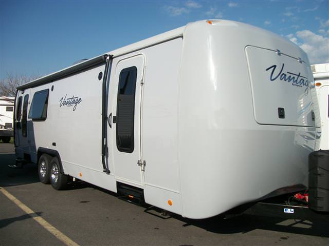 New 2012 Keystone VANTAGE 29RLS Travel Trailer For Sale