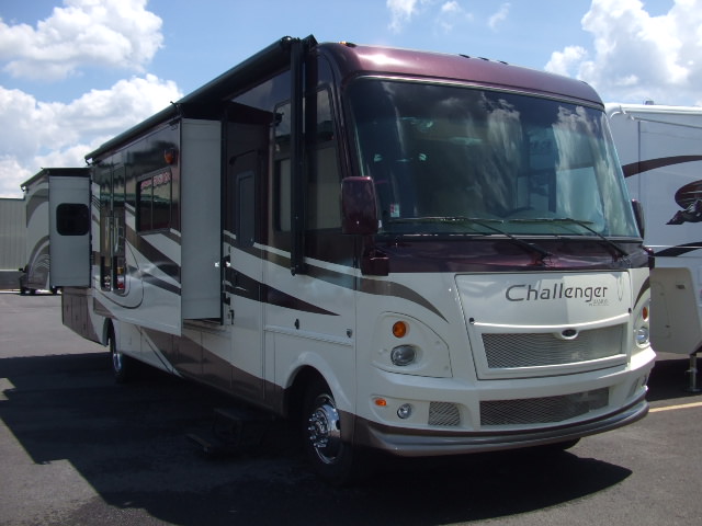 New 2009 Damon Challenger 378 Class A - Gas For Sale
