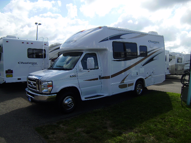 New 2009 Fourwinds Four Winds Chateau Citation 21BC Class B Plus For Sale
