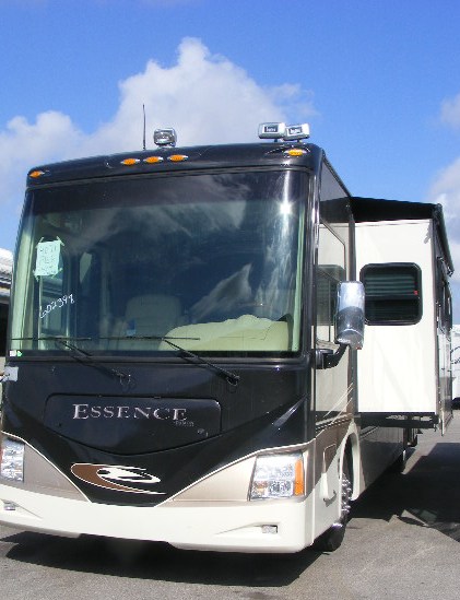 2009 Damon Essence