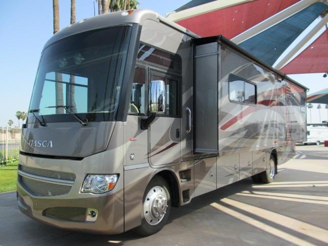 2013 Class A - Gas Itasca Suncruiser
