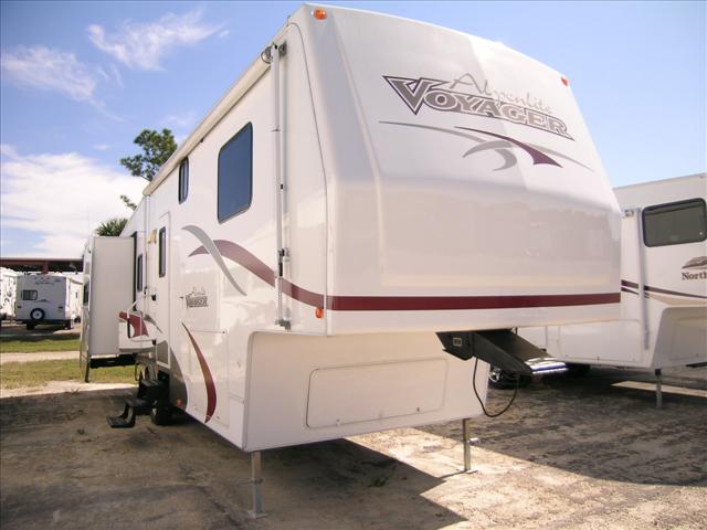 New 2007 Western Voyager 31CK Fifth Wheel For Sale
