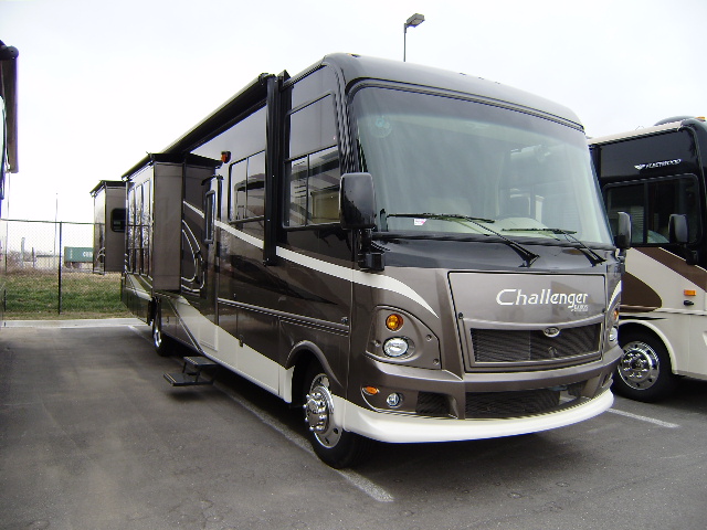 New 2009 Damon Challenger 377 Class A - Gas For Sale
