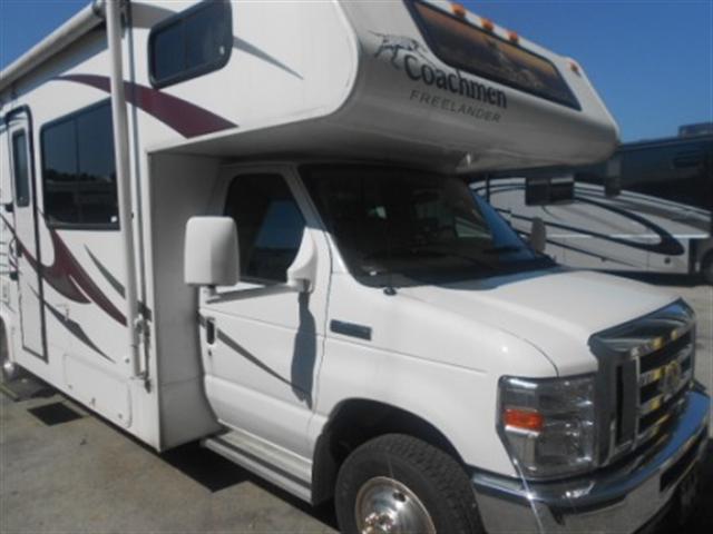 2009 Class C Coachmen Freelander
