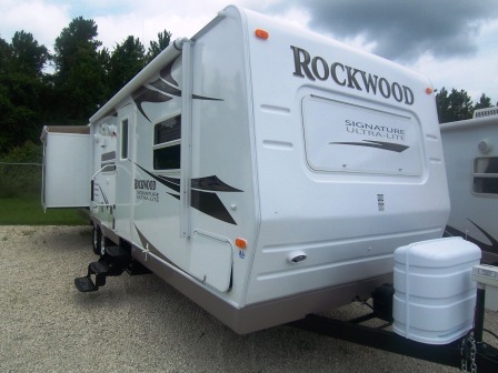 2009 Forest River Rockwood Signature