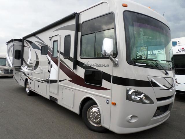 2014 Class A - Gas Thor Motor Coach Hurricane
