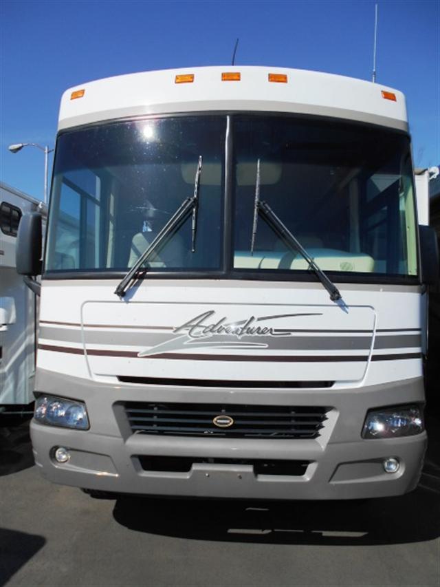 2003 Class A - Gas Winnebago Adventurer