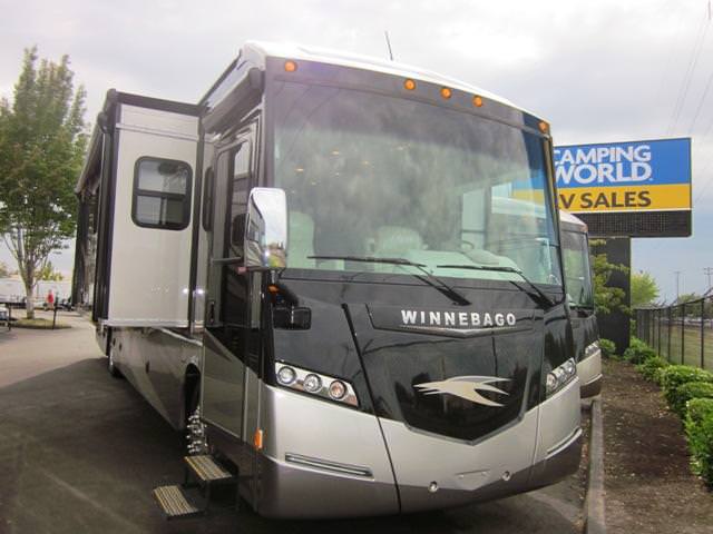2014 Class A - Diesel Winnebago Journey