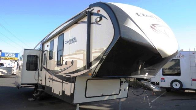 2014 Fifth Wheel Coachmen BROOKSTONE