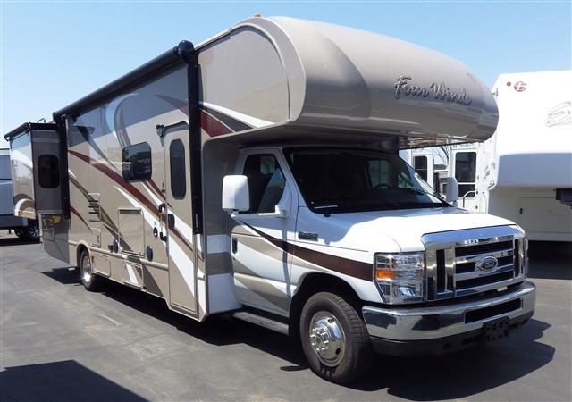 2015 Class C Thor Motor Coach Four Winds