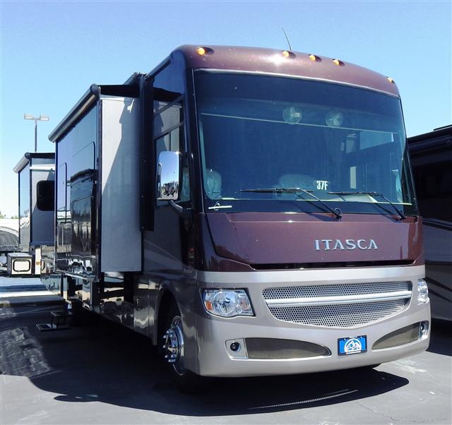 2015 Class A - Gas Itasca Suncruiser