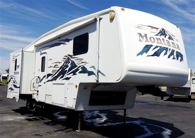 2004 Fifth Wheel Keystone Montana