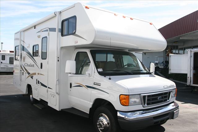 Used 2008 Winnebago Chalet 24VR Class C For Sale
