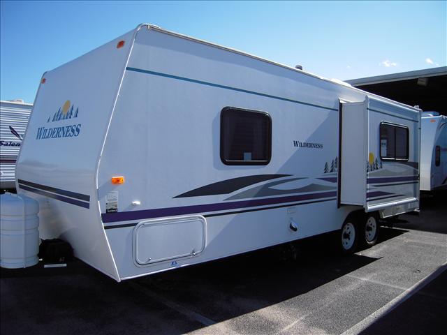 Used 2006 Fleetwood Wilderness 250 RKS Travel Trailer For Sale