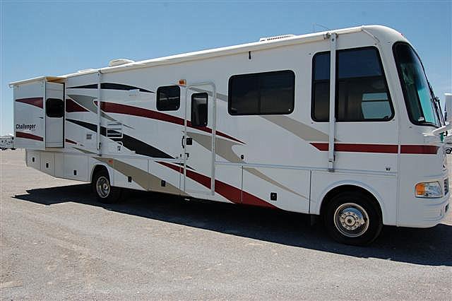Used 2006 Damon Challenger 353 Class A - Gas For Sale