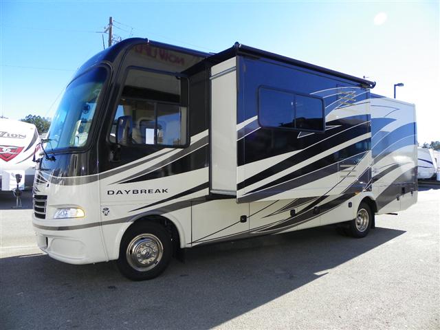 2013 THOR MOTOR COACH DayBreak